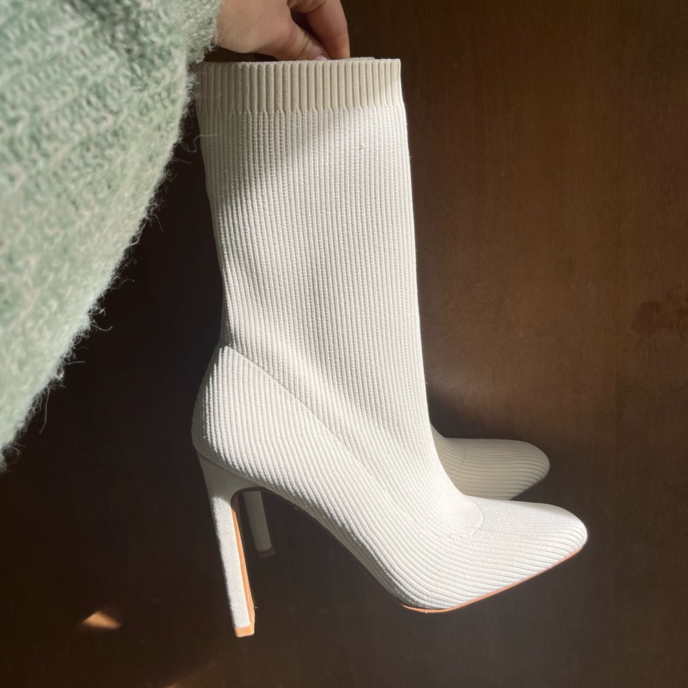NWOT SHEIN Cuccoo Heeled White Sock Boots size EU 38